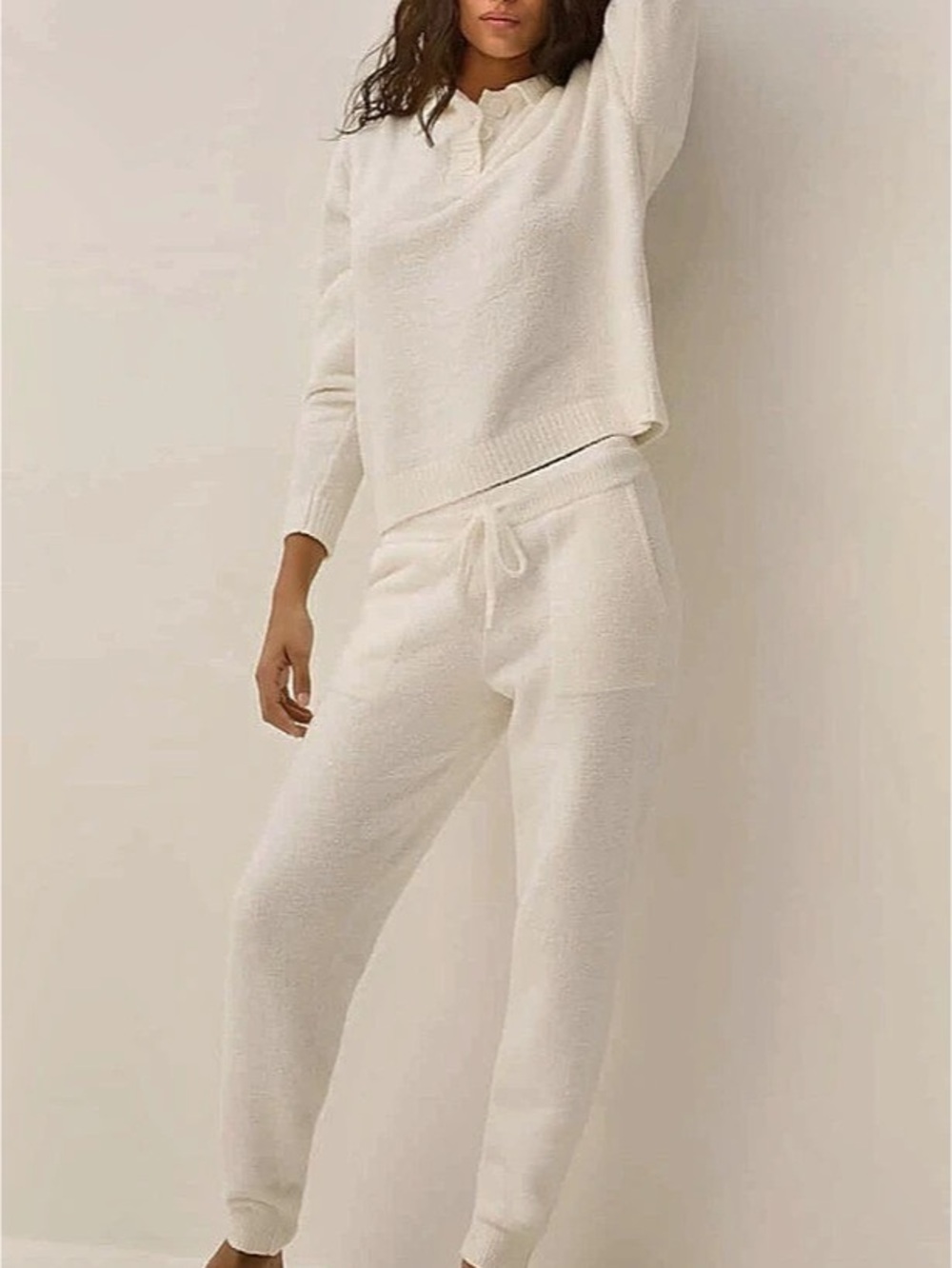 Simons Cream Pajama Set Like New